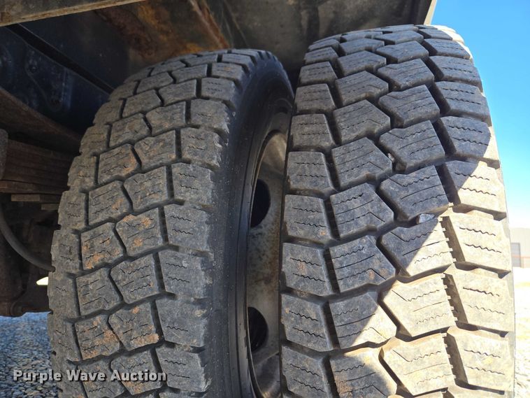 image for item ET1265 2008 Ford F450 bucket truck