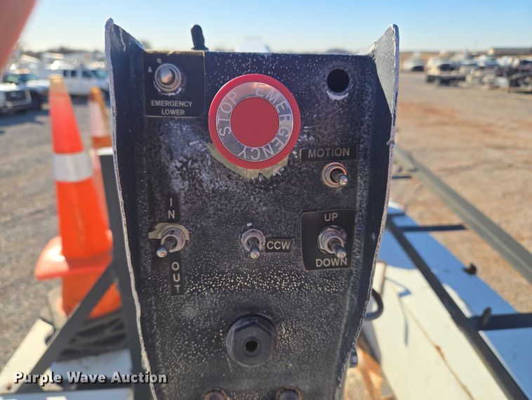 image for item ET1266 1997 Ford F350 bucket truck