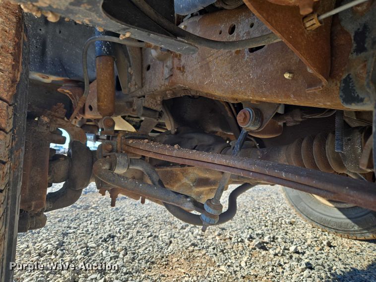 image for item ET1266 1997 Ford F350 bucket truck