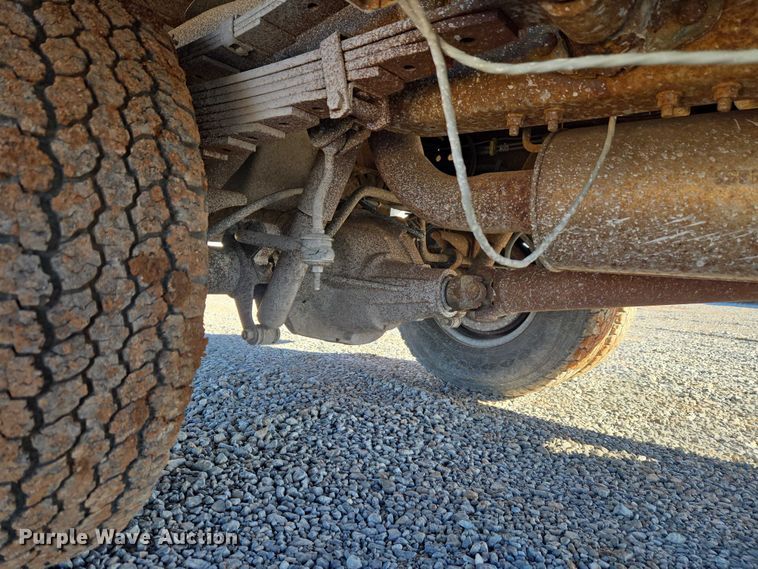 image for item ET1266 1997 Ford F350 bucket truck