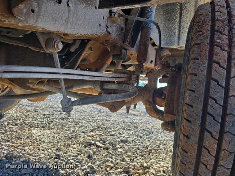 image for item ET1266 1997 Ford F350 bucket truck