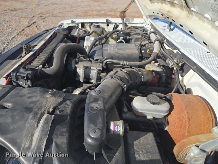 image for item ET1266 1997 Ford F350 bucket truck