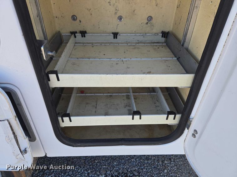 image for item ET1267 2008 Ford F450 bucket truck