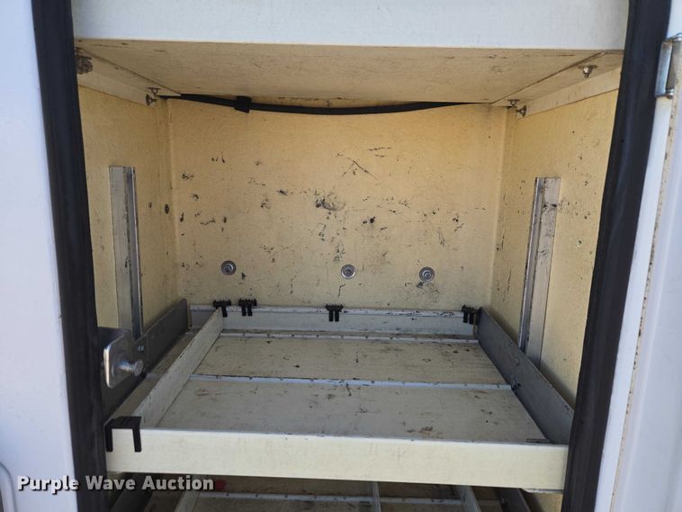 image for item ET1267 2008 Ford F450 bucket truck