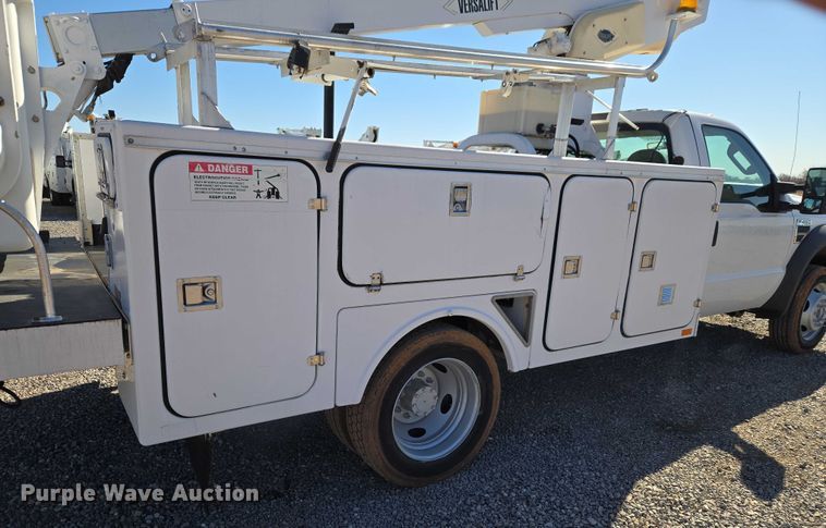 image for item ET1267 2008 Ford F450 bucket truck