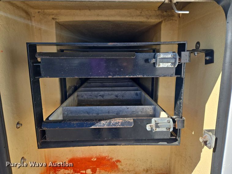 image for item ET1267 2008 Ford F450 bucket truck