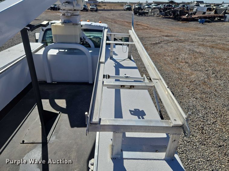 image for item ET1267 2008 Ford F450 bucket truck