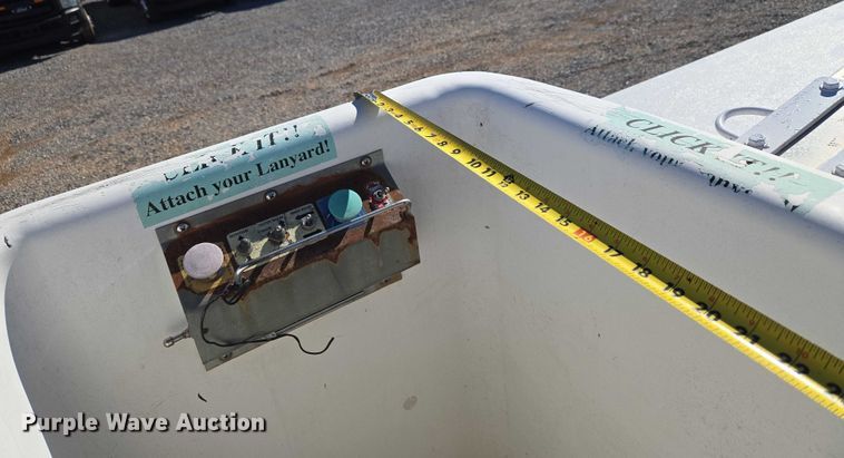 image for item ET1267 2008 Ford F450 bucket truck