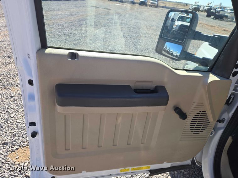 image for item ET1267 2008 Ford F450 bucket truck