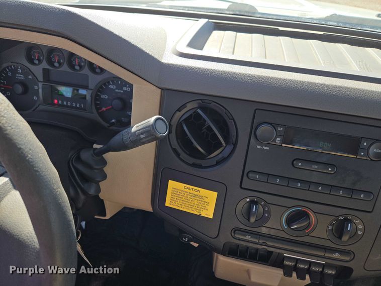 image for item ET1267 2008 Ford F450 bucket truck