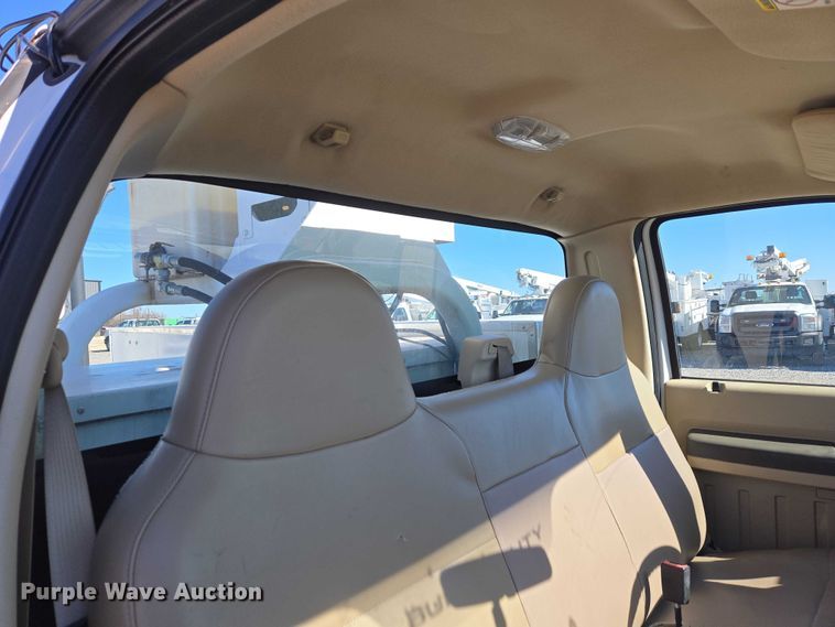 image for item ET1267 2008 Ford F450 bucket truck