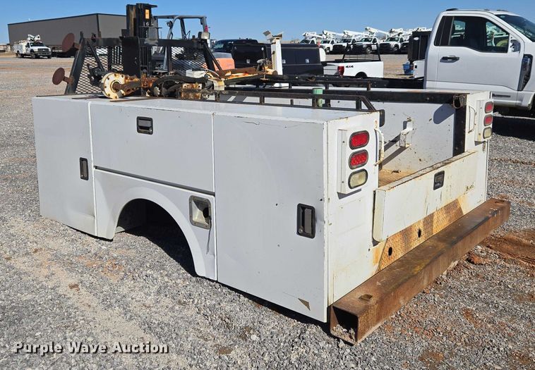 image for item ET1270 STAHL utility bed