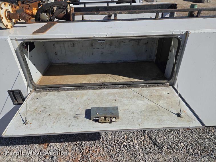 image for item ET1270 STAHL utility bed