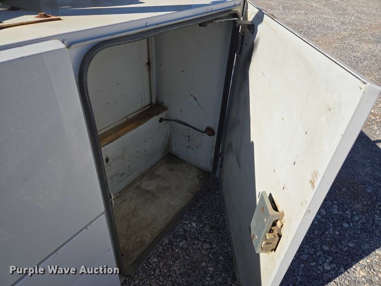 image for item ET1270 STAHL utility bed