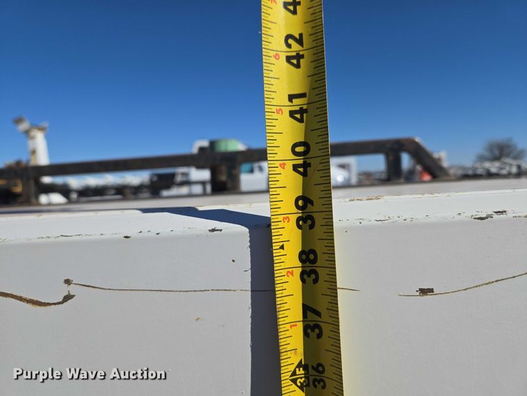 image for item ET1270 STAHL utility bed