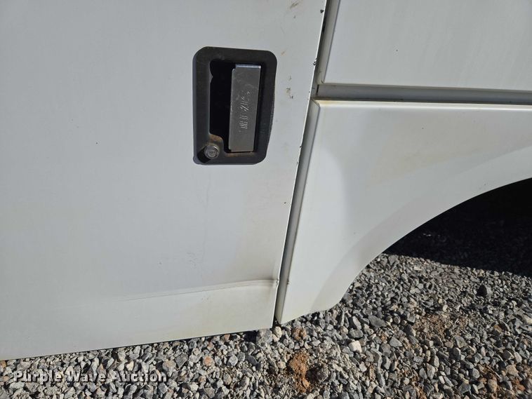 image for item ET1270 STAHL utility bed