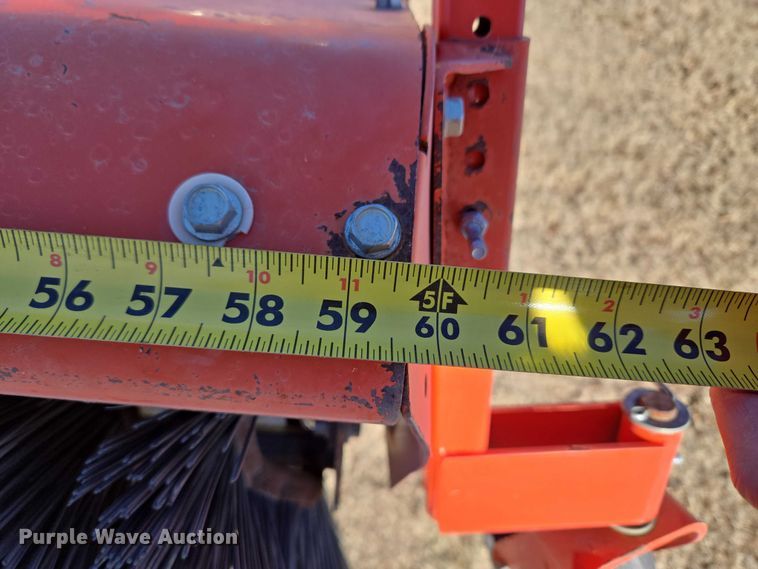 image for item ET1271 2015 Kubota RTV100 utility vehicle