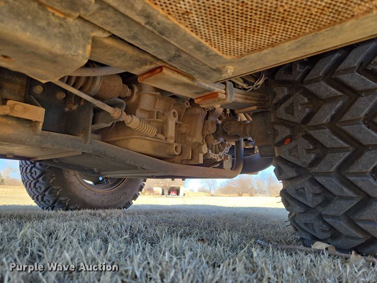 image for item ET1271 2015 Kubota RTV100 utility vehicle