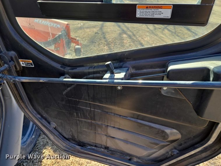 image for item ET1271 2015 Kubota RTV100 utility vehicle