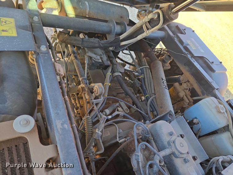 image for item ET1271 2015 Kubota RTV100 utility vehicle