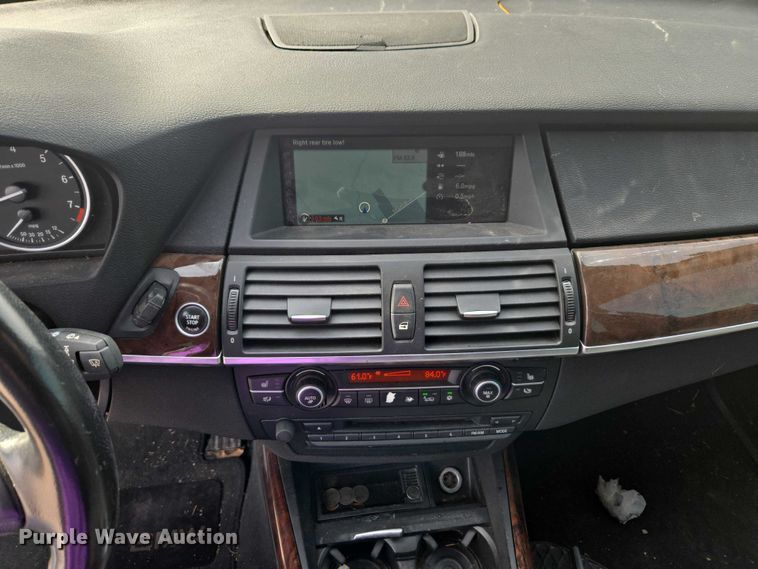 image for item ET1274 2011 BMW X5 SUV