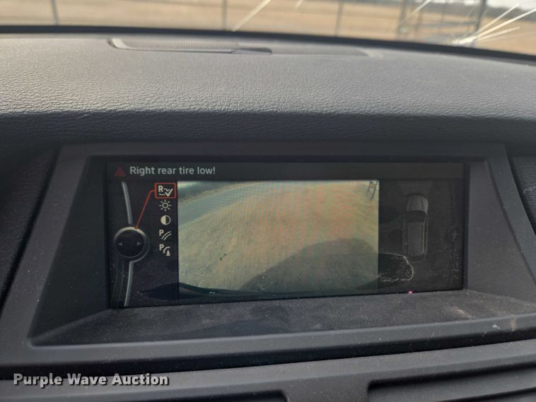 image for item ET1274 2011 BMW X5 SUV