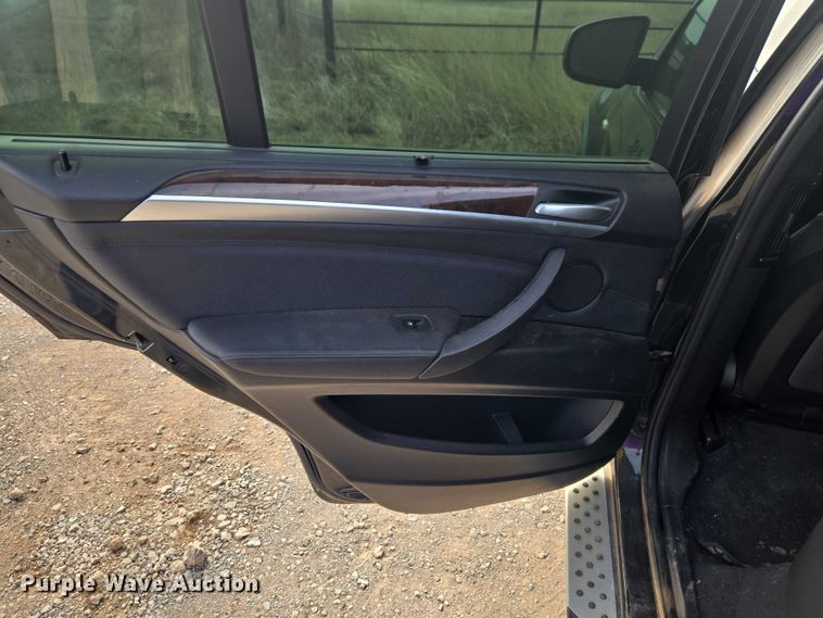 image for item ET1274 2011 BMW X5 SUV