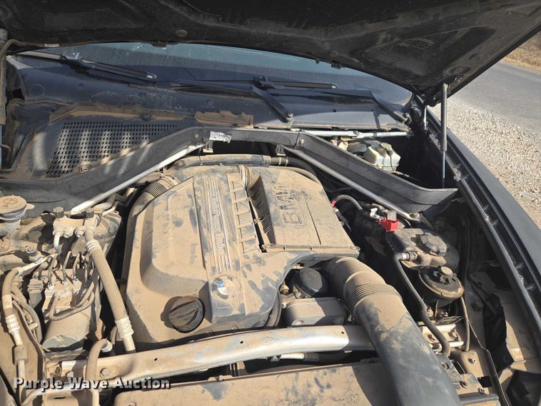 image for item ET1274 2011 BMW X5 SUV