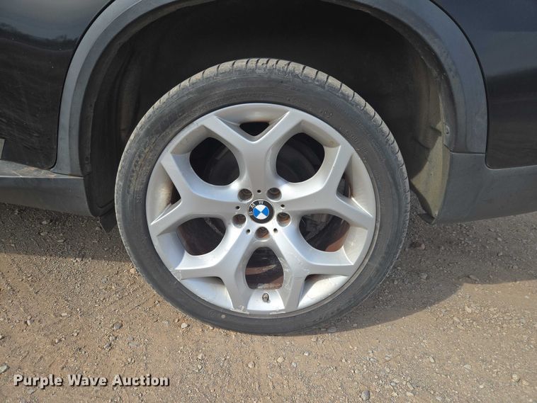 image for item ET1274 2011 BMW X5 SUV