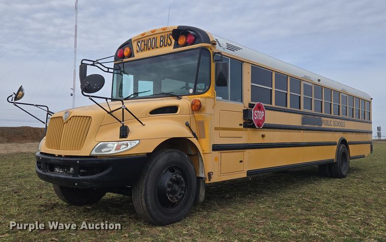 image for item ET1276 2010 IC Bus PB105 school bus