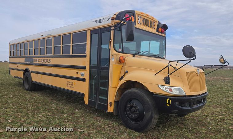 image for item ET1276 2010 IC Bus PB105 school bus