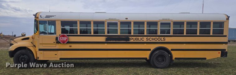 image for item ET1276 2010 IC Bus PB105 school bus