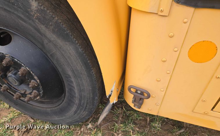 image for item ET1276 2010 IC Bus PB105 school bus