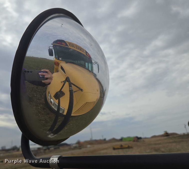 image for item ET1276 2010 IC Bus PB105 school bus