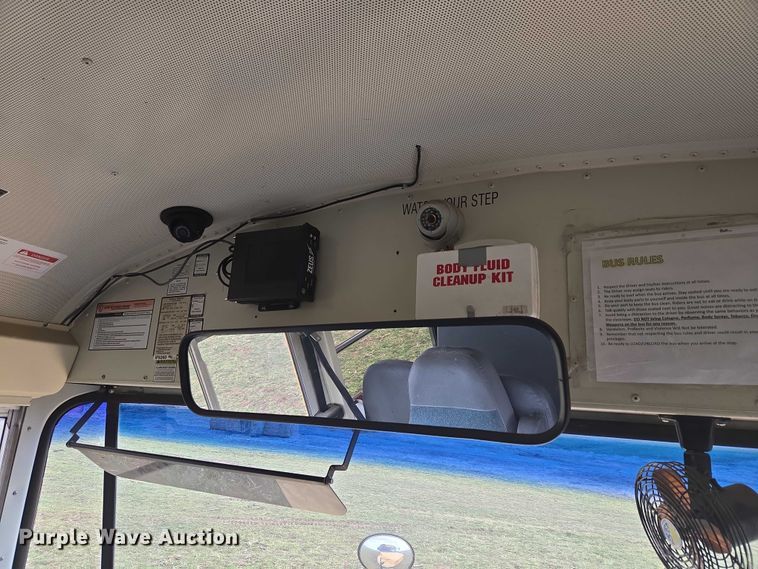 image for item ET1276 2010 IC Bus PB105 school bus