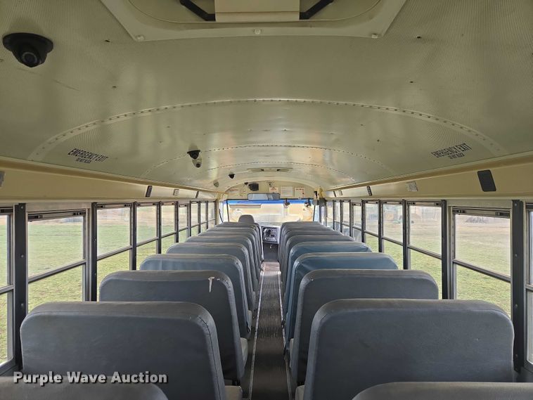image for item ET1276 2010 IC Bus PB105 school bus