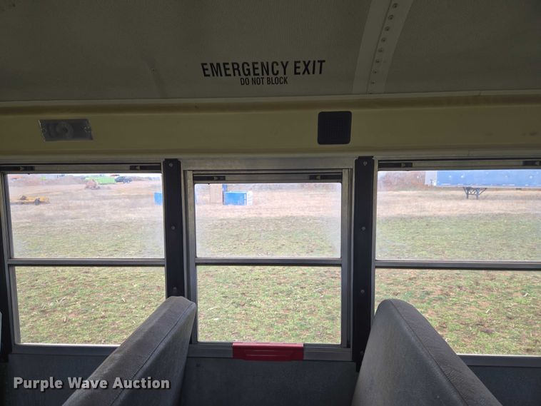 image for item ET1276 2010 IC Bus PB105 school bus