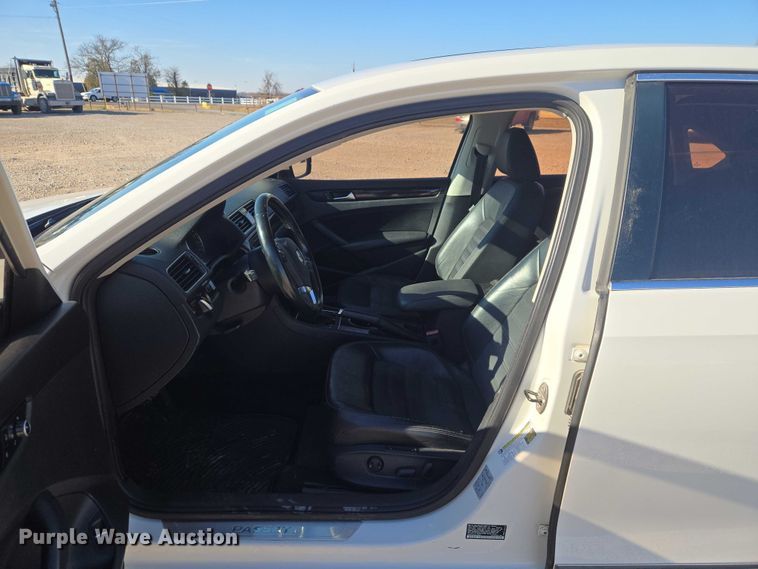 image for item ET1283 2014 Volkswagen Passat 