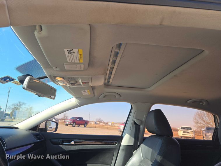 image for item ET1283 2014 Volkswagen Passat 