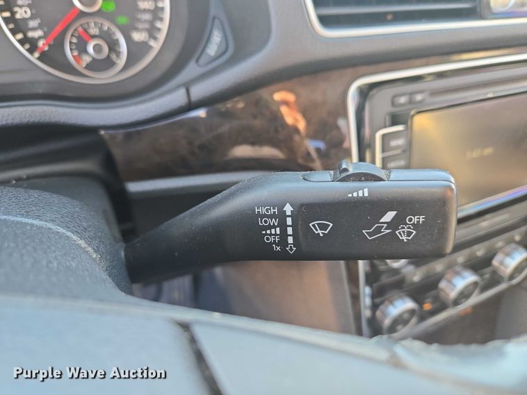 image for item ET1283 2014 Volkswagen Passat 