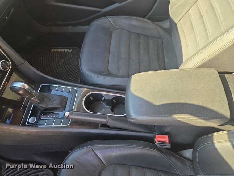 image for item ET1283 2014 Volkswagen Passat 