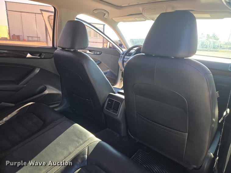 image for item ET1283 2014 Volkswagen Passat 