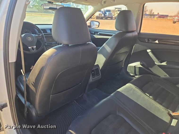 image for item ET1283 2014 Volkswagen Passat 