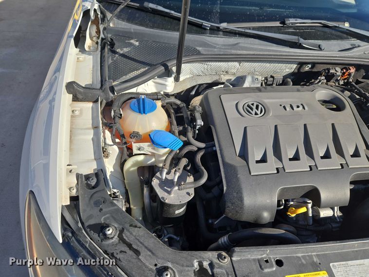 image for item ET1283 2014 Volkswagen Passat 