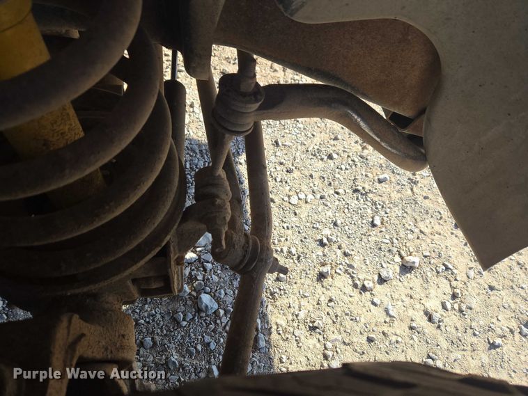 image for item ET1284 2006 Dodge Ram 3500 Ext. Cab flatbed pickup truck