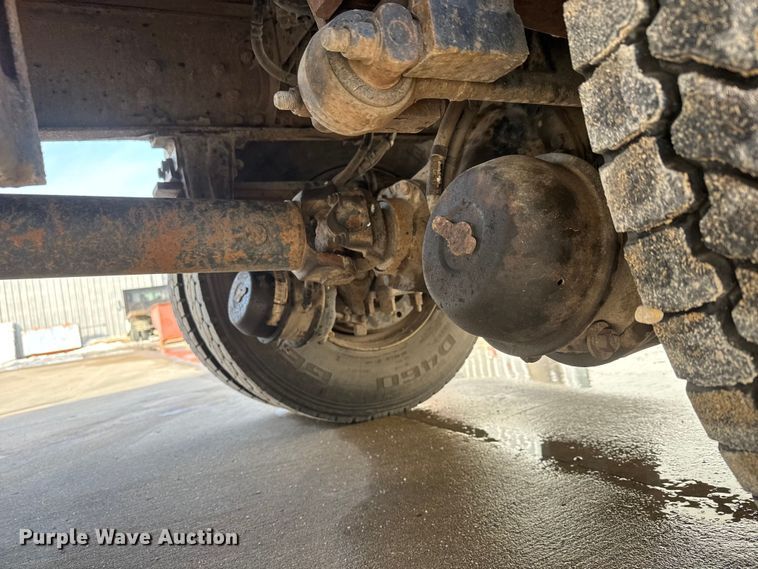 image for item ET4446 2004 Peterbilt 330 dump flatbed truck