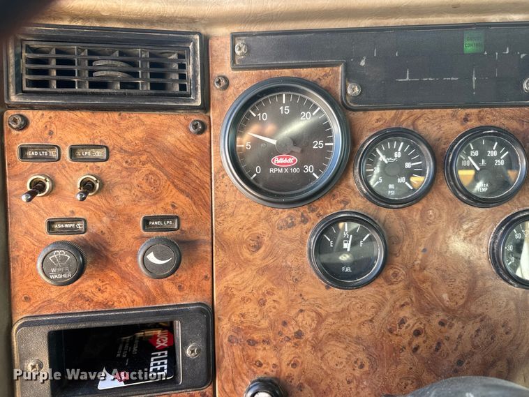 image for item ET4446 2004 Peterbilt 330 dump flatbed truck