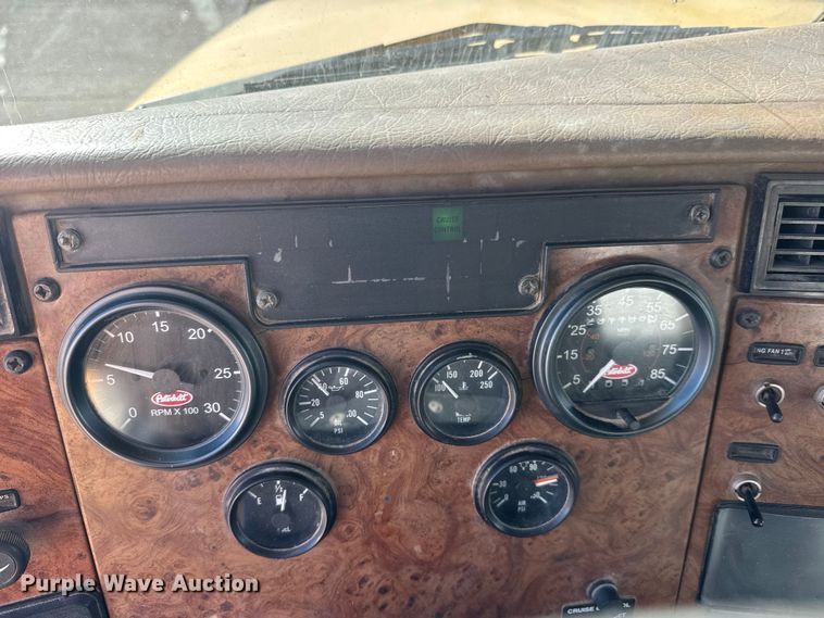 image for item ET4446 2004 Peterbilt 330 dump flatbed truck