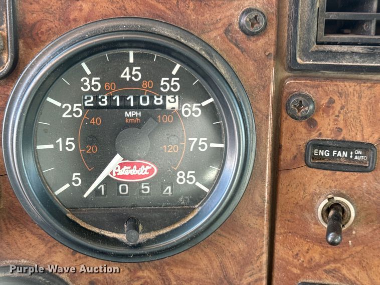 image for item ET4446 2004 Peterbilt 330 dump flatbed truck