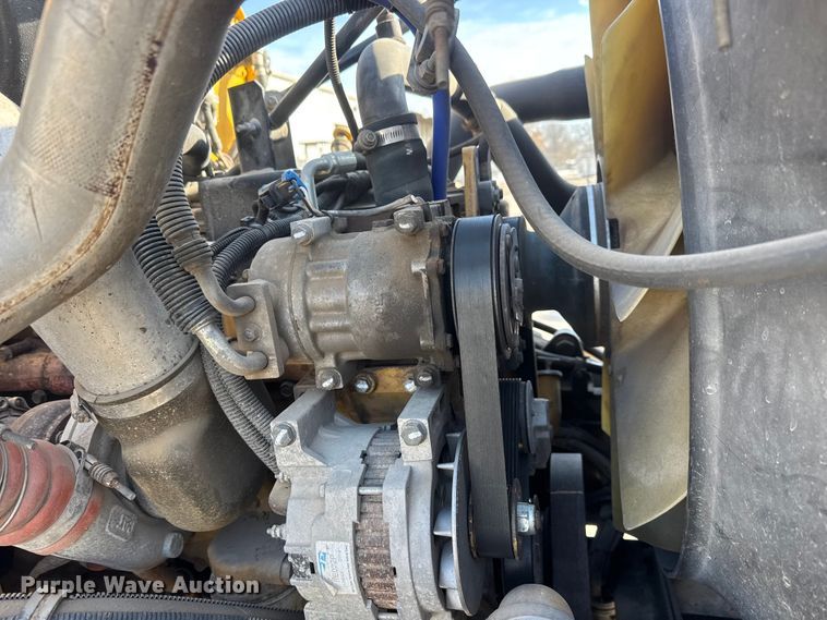 image for item ET4446 2004 Peterbilt 330 dump flatbed truck